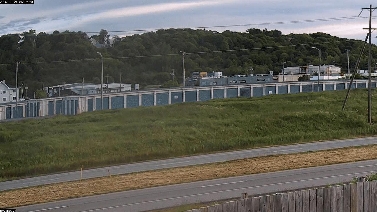 Outdoor web cam in Saint John, New Brunswick - Camera # 1 (Showing a view of NB Highway 1)
