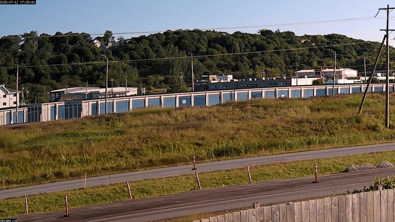 Outdoor web cam in Saint John, New Brunswick - Camera # 1 (Showing a view of NB Highway 1)